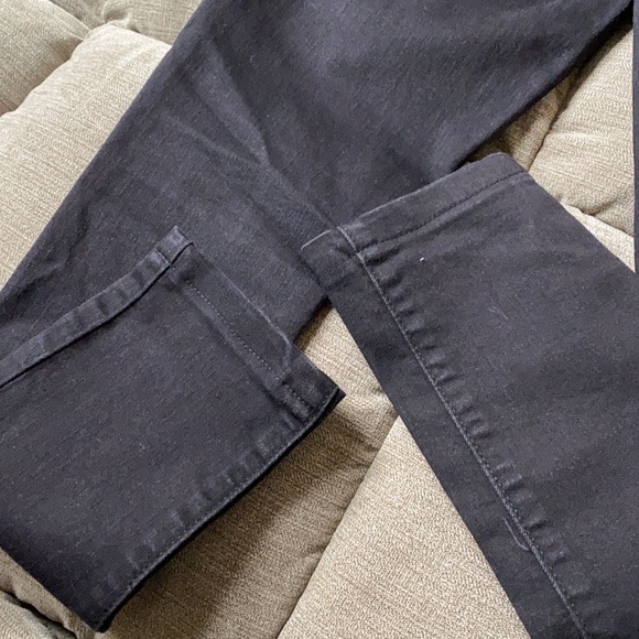 Calvin Klein Jeans - Picture 8 of 10